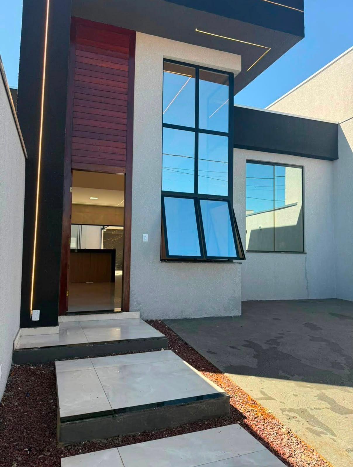Casa moderna com área gourmet no Bairro Interlagos